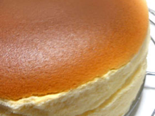 手軽に簡単。ある材料でスフレチーズケーキ